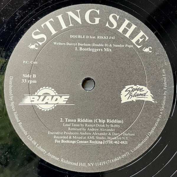 Double D (21) Feat. Rikki Jai : Sting She (12")